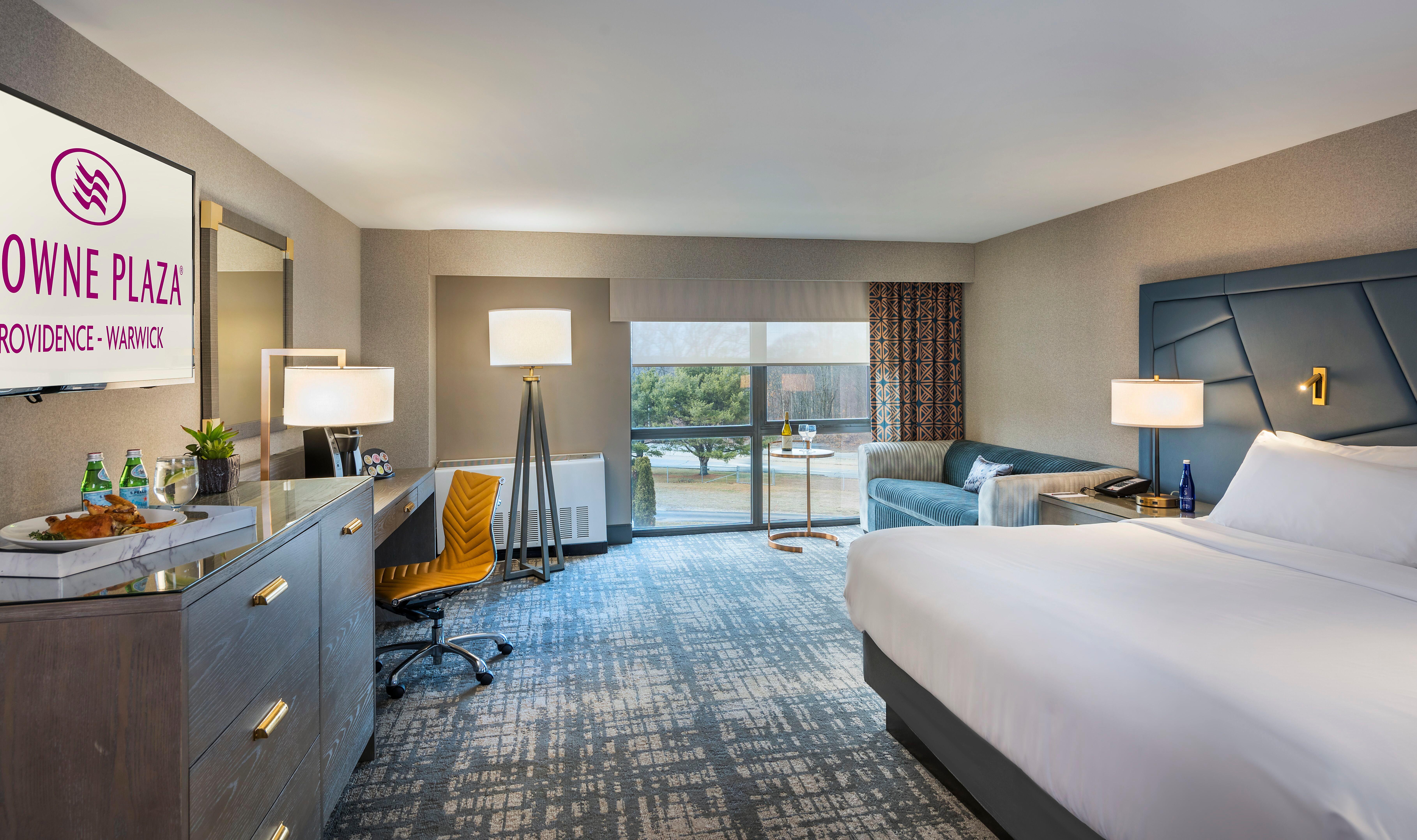 Crowne Plaza Providence-Warwick Hotel Екстериор снимка