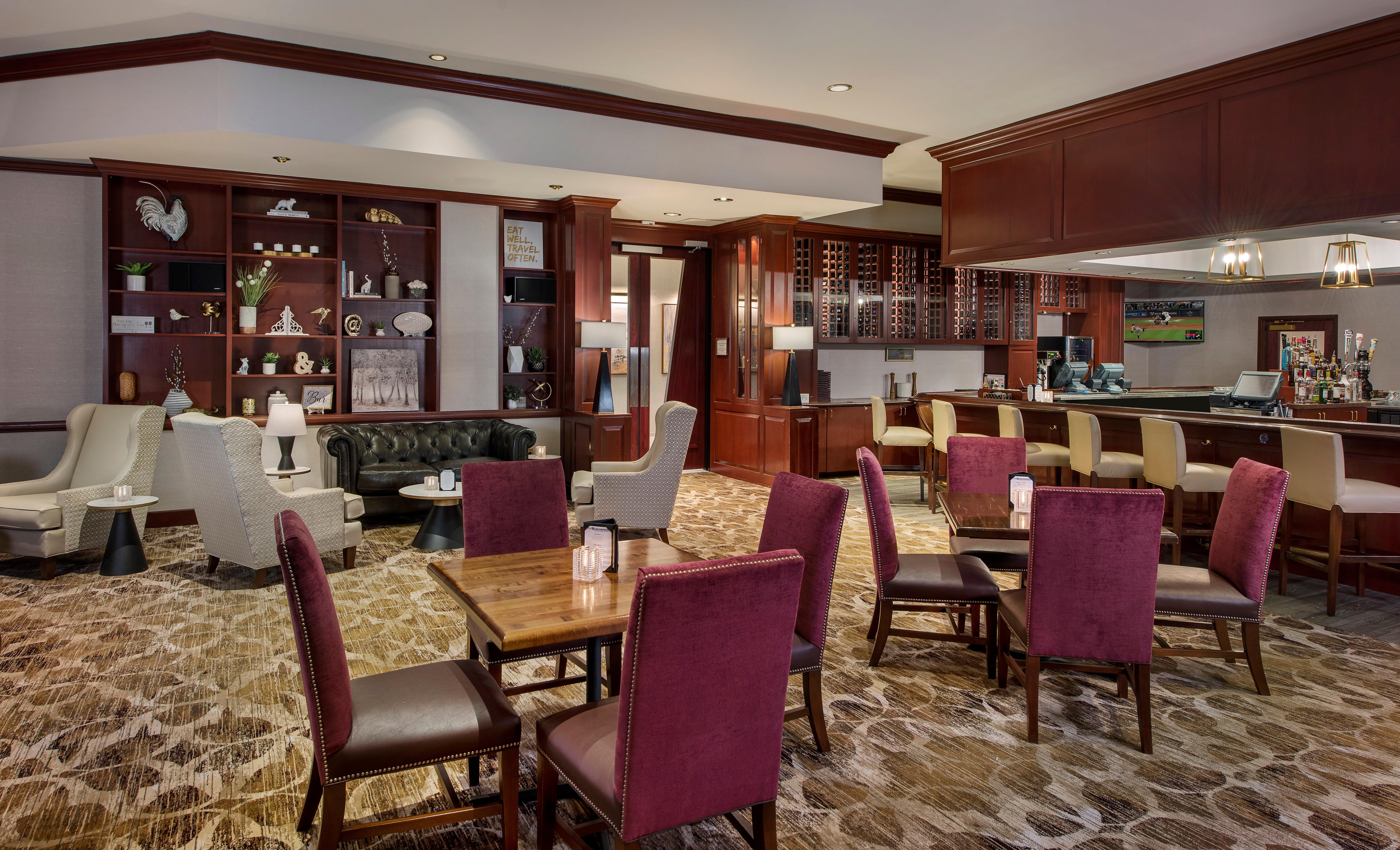 Crowne Plaza Providence-Warwick Hotel Екстериор снимка