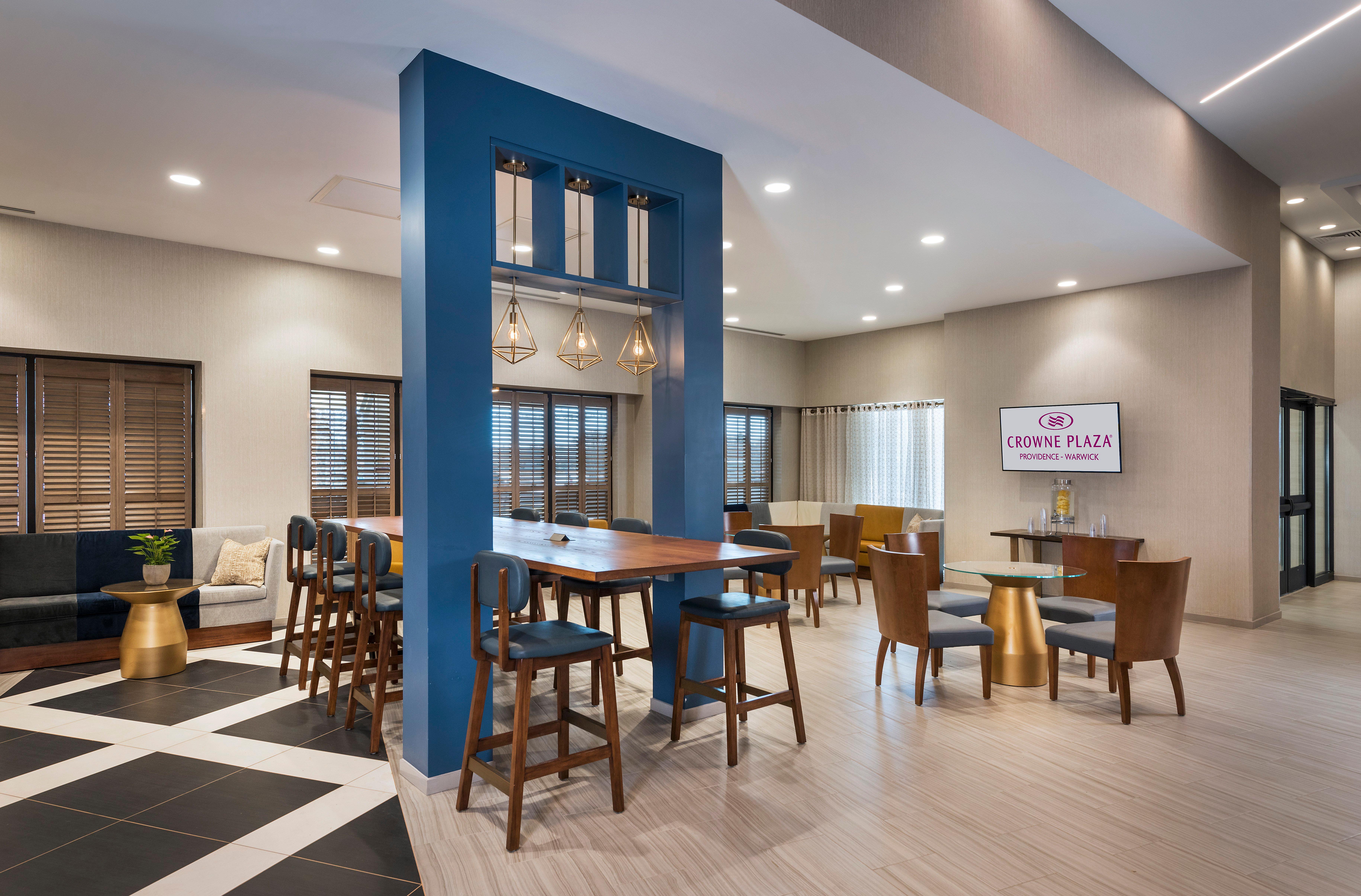 Crowne Plaza Providence-Warwick Hotel Екстериор снимка