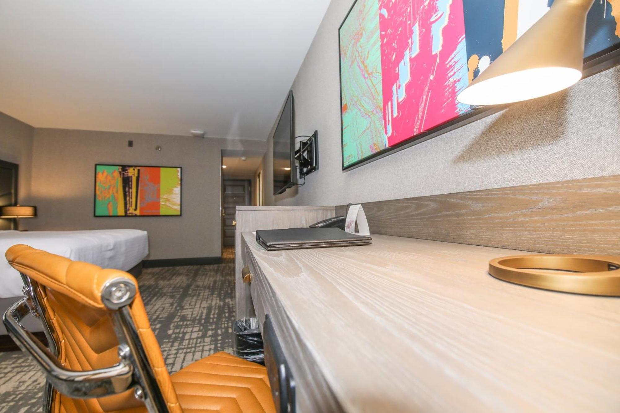 Crowne Plaza Providence-Warwick Hotel Екстериор снимка